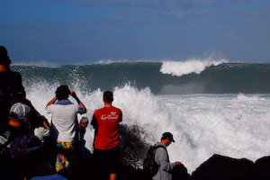 Large wave, right in front of us. Note that the horizon is not visible.